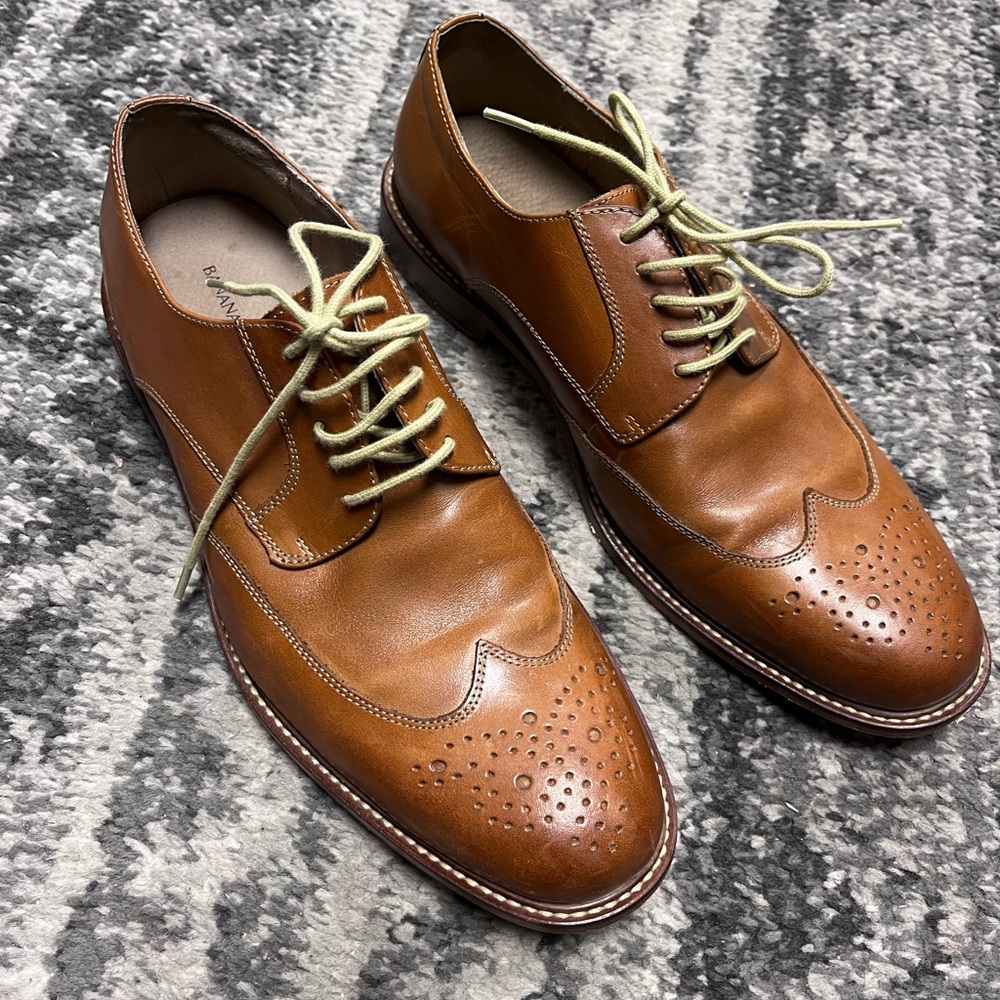 Banana Republic Mens 8.5 Brown Leather Wingtip Brogue Derby Oxfords Dress Shoes.